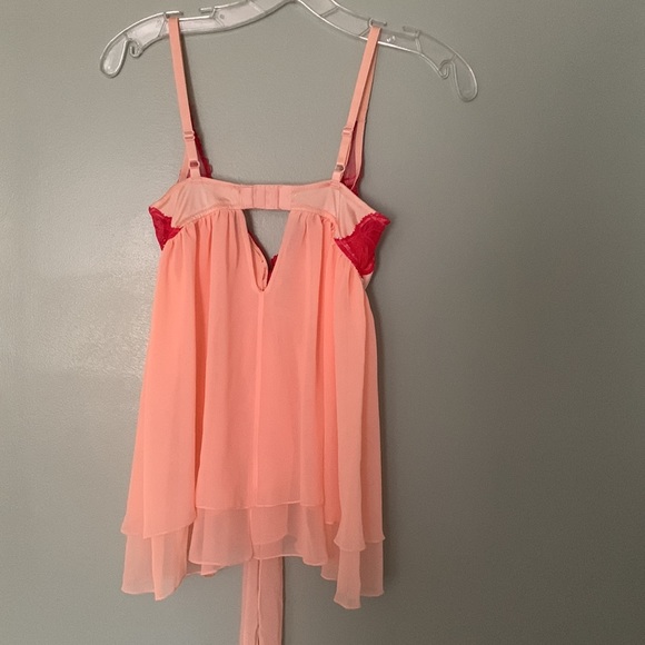 Victoria’s Secret Babydoll and matching panty - Picture 4 of 10